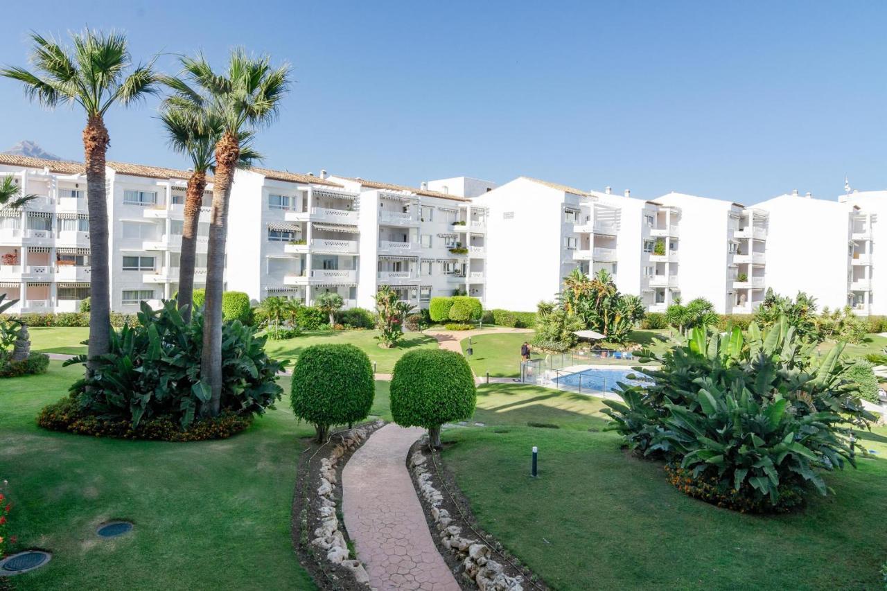 Pr45- Beach Front Apartment Puerto Banus Marbella Exterior photo