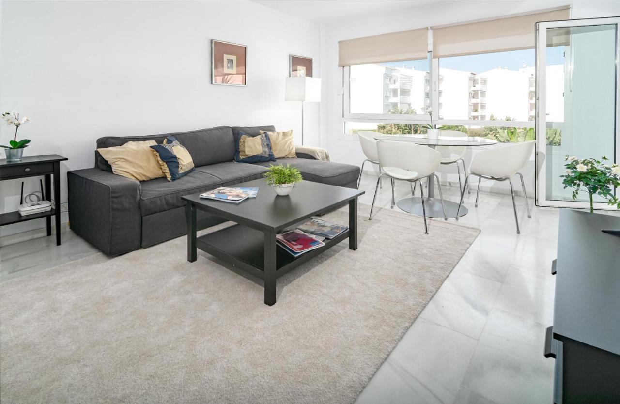 Pr45- Beach Front Apartment Puerto Banus Marbella Exterior photo